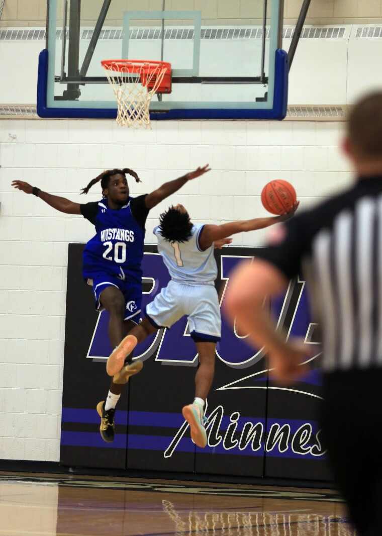 Minnesota West Men's Basketball Goes 2 Minnesota West Men's Basketball Goes 2
